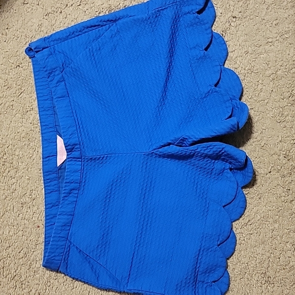 Lilly Pulitzer Pants - Lily Pulitzer scalloped shorts size 0